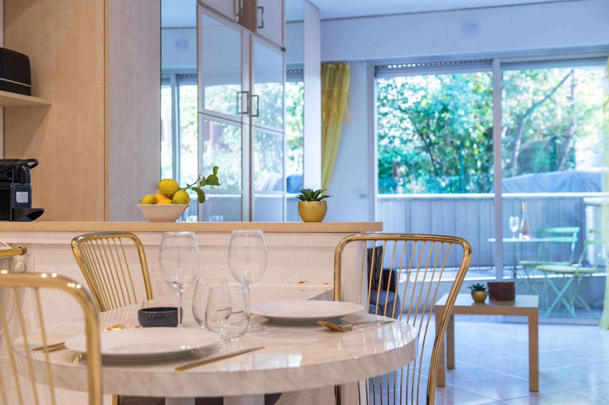 Cosy Studio - Residence Front De Mer - Menton Dış mekan fotoğraf